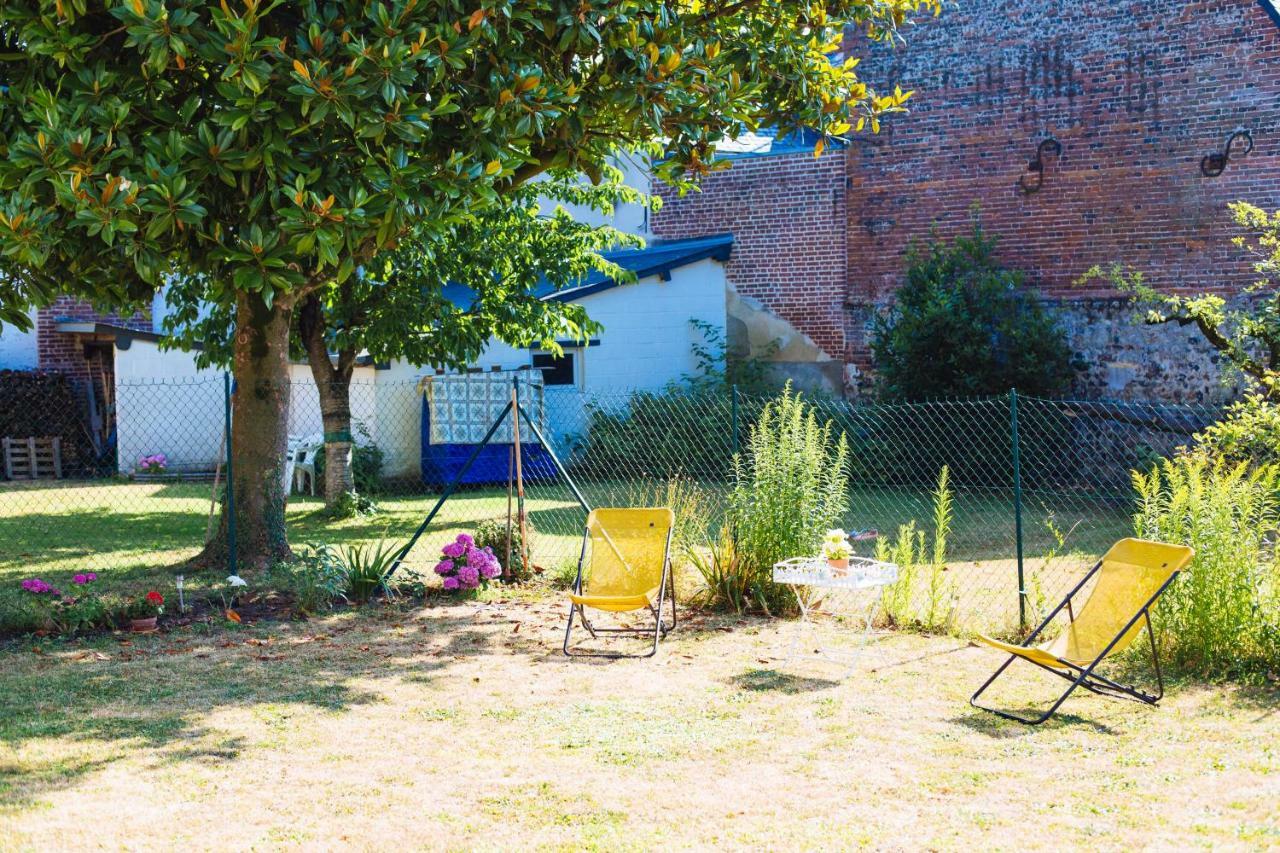Ma Maison De Poupee Honfleur Exterior photo