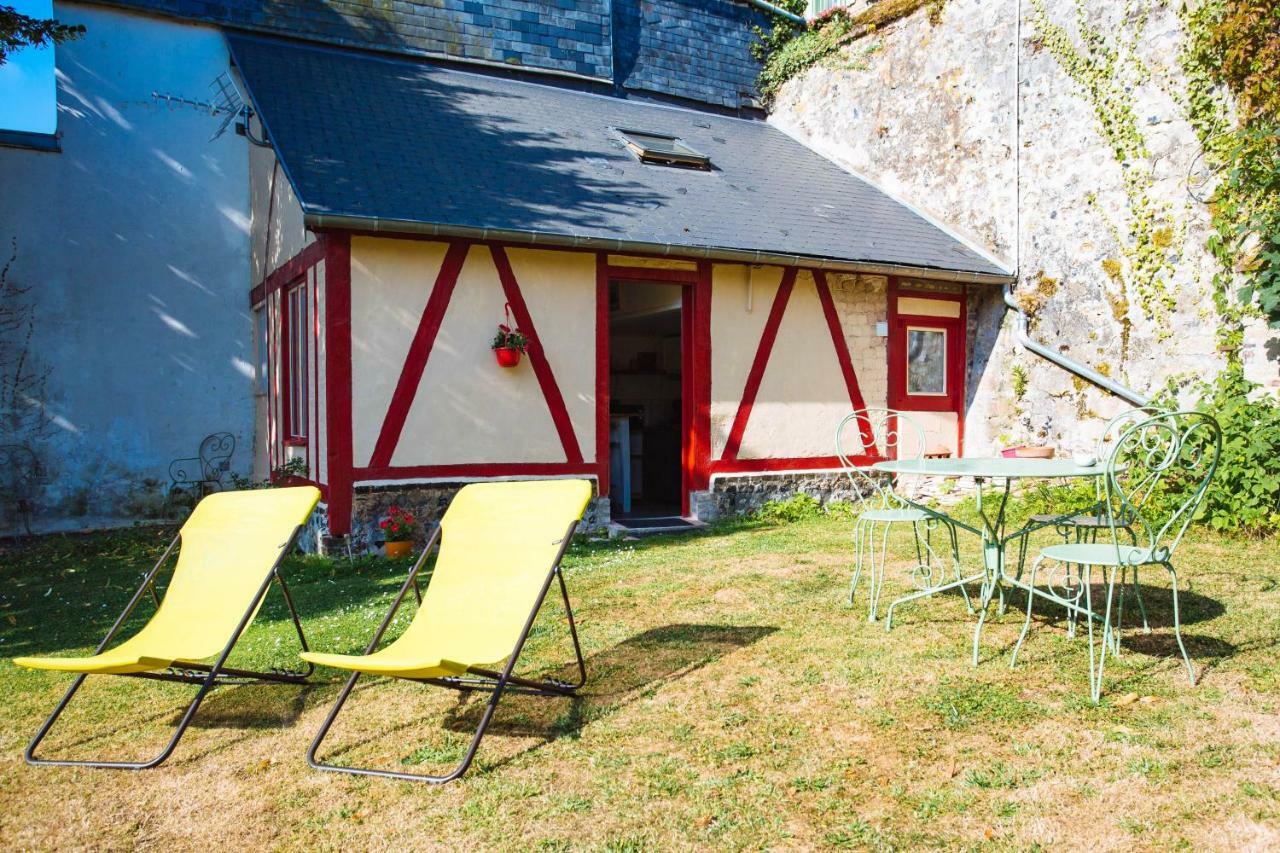 Ma Maison De Poupee Honfleur Exterior photo