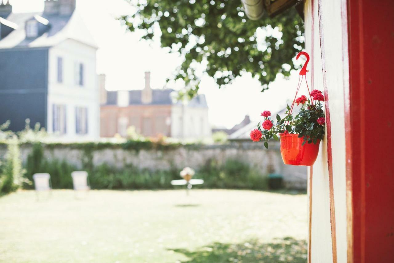 Ma Maison De Poupee Honfleur Exterior photo